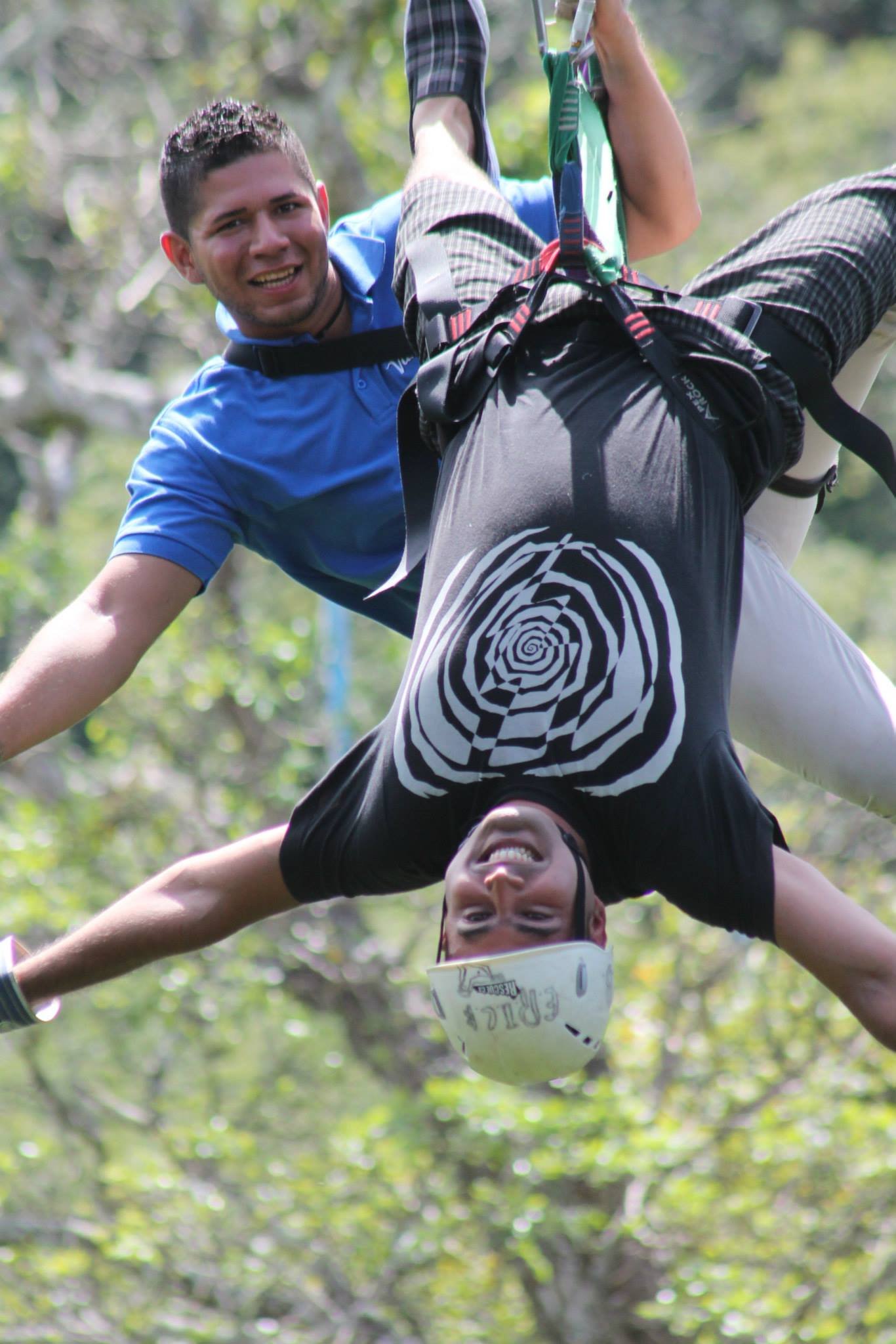 "Scenic view of Rincón de la Vieja National Park featuring lush forests, volcanic landscapes, and steaming geothermal activity, showcasing the park’s natural beauty and adventure opportunities."